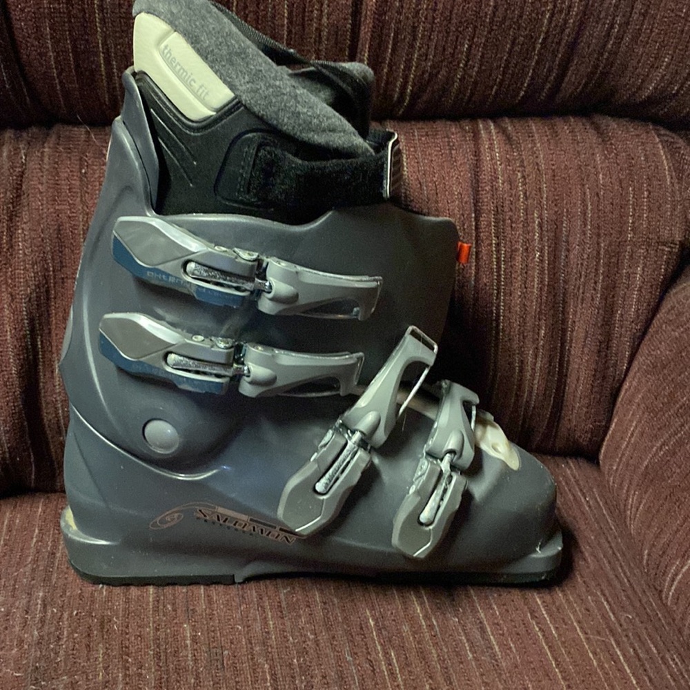 Salomon Ski Boots - Picture 10 of 13